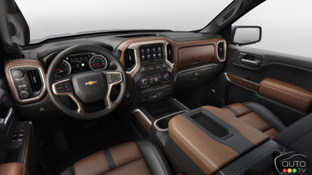2019-Chevrolet-Silverado-014.jpg.25883a67345b31bcdb41e07e0a8faa36.jpg