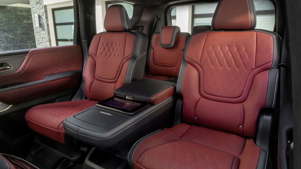 generation_66d84d8dbf367_nissan-patrol-seats-profile.jpg.de5499058ce777cb5ced2172d777d8ab.jpg