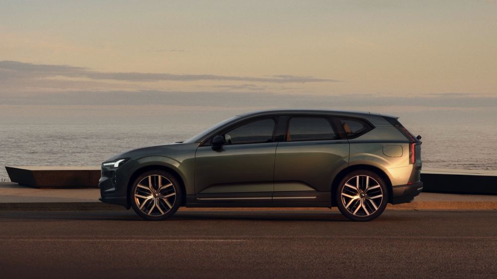 Volvo_EX60_MY27-14@2x.jpg